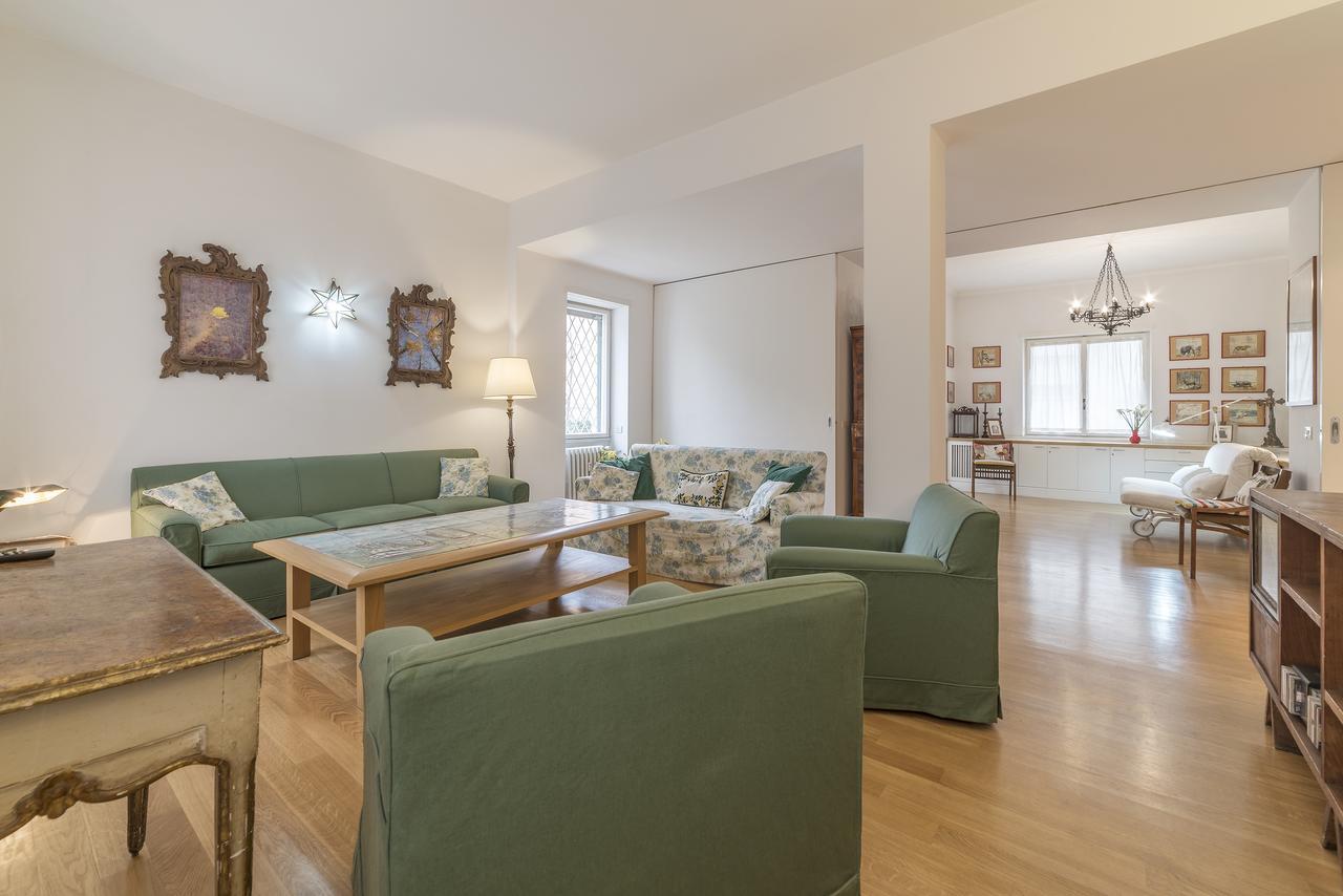 Micheli 4pax With Terrace Apartment Rom